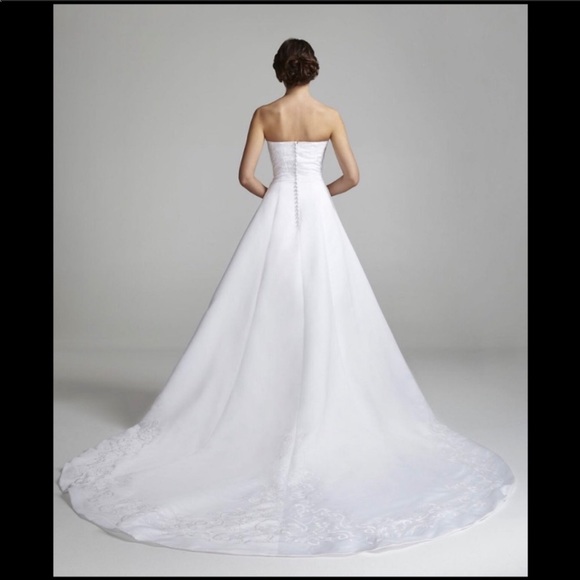 NWT DAVID’S BRIDAL A-LINE WHITE WEDDING DRESS - Picture 4 of 4